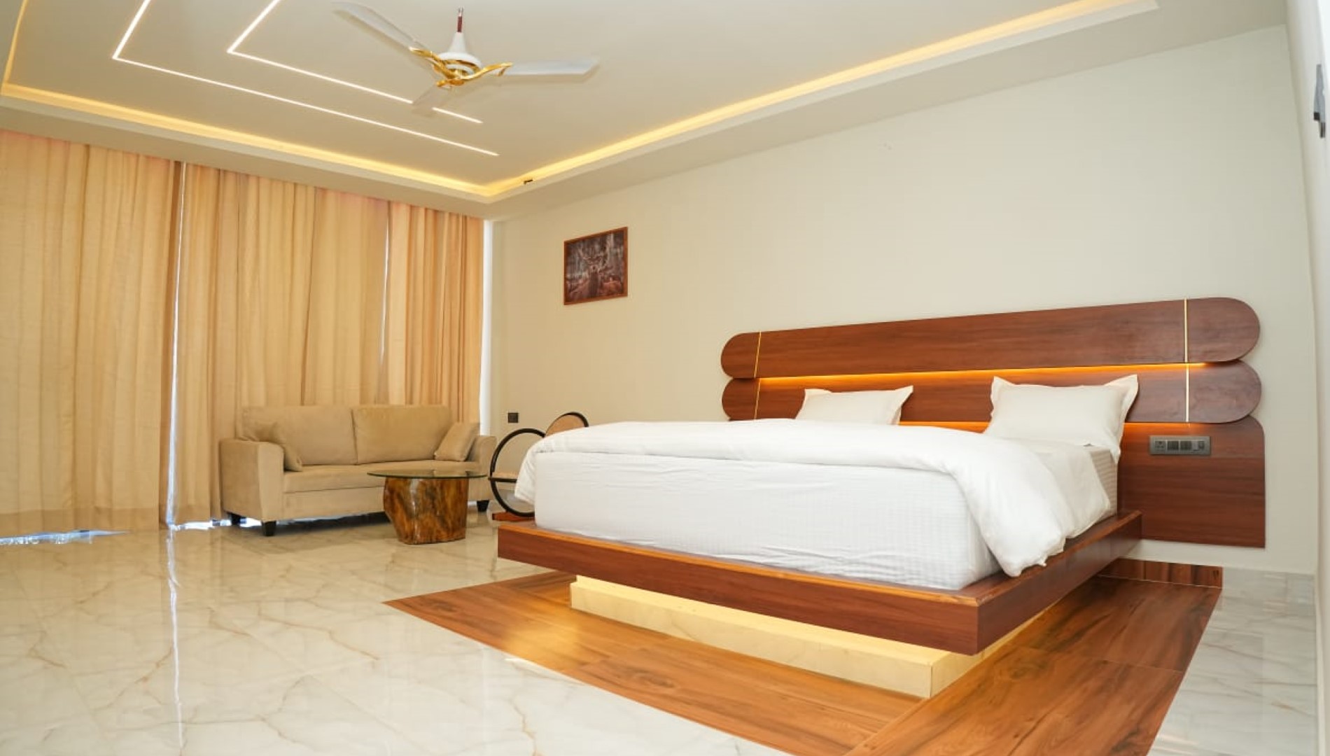 Mirror Hotels & Resorts